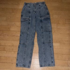 Selling RSQ cargo Jean pants (from Tilly’s) size 28 for women’s.